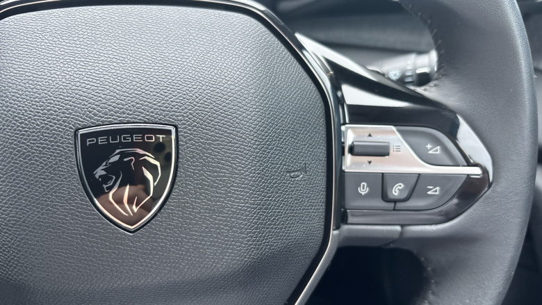 Peugeot 308 1.2 PureTech Allure Premium 5dr EAT8 Petrol Hatchback